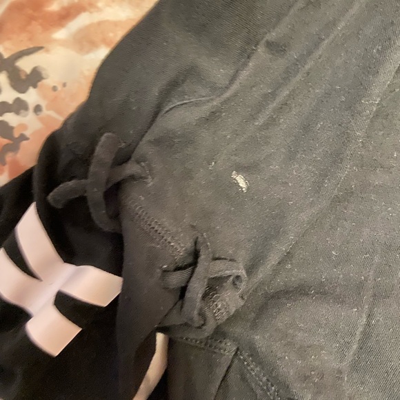 Victoria’s Secret PINK Black Lace Sleeves Top - Picture 8 of 16